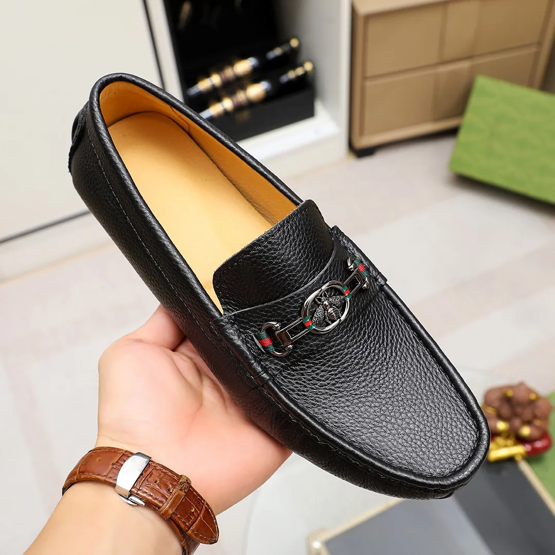 Men's shoes💰360💰🕷🕷️【 GUCCI 】Gucci's best-selling trendy men's casual slip-on shoes 🇨🇳Official website original 1:1 mold 💯Original quality, fine workmanship ☘Fashionable and versatile, perfect shape, comfortable on the feet 🍓Trendy men's recommended model, imported cowhide on the top layer 🎋High-quality pigskin lining, rubber wear-resistant and non-slip outsole, high-end atmosphere, worth owning 🍉Optional 38-44